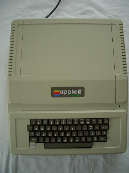 Apple II Europlus (1).JPG